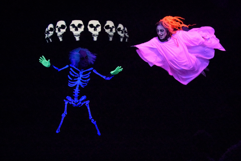 HILT black light theatre 2026 horor